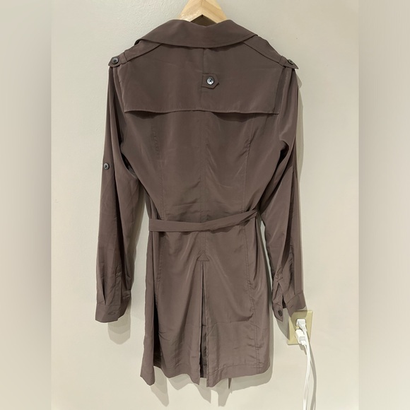 Zoa (Aritzia) trench dress - Picture 5 of 9